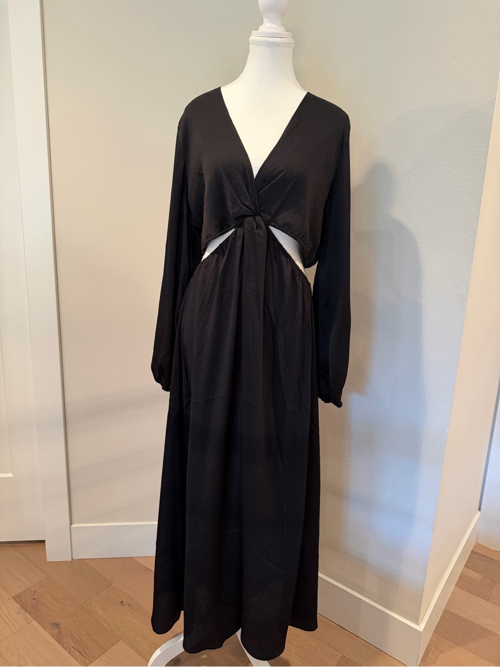 H&M Black Thin Maxi Dress with Front Cutout and Long Sleeves